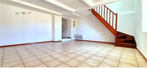 duplex-triplex à la vente -   83136  NEOULES, surface 76 m2 vente duplex-triplex - UBI468528770